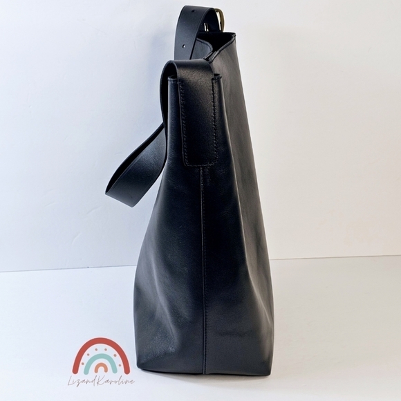 New! Madewell The Essential Bucket Tote in True Black Leather - Picture 8 of 16